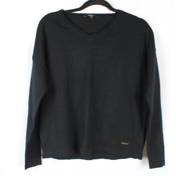 Roadster Life Black V-Neck Sweater - Picture 1 of 4